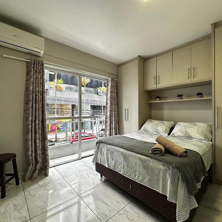 Ma01- Kitnet Com Ar | Vista Big Wheel | Garagem Apartment Balneario Camboriu Bagian luar foto