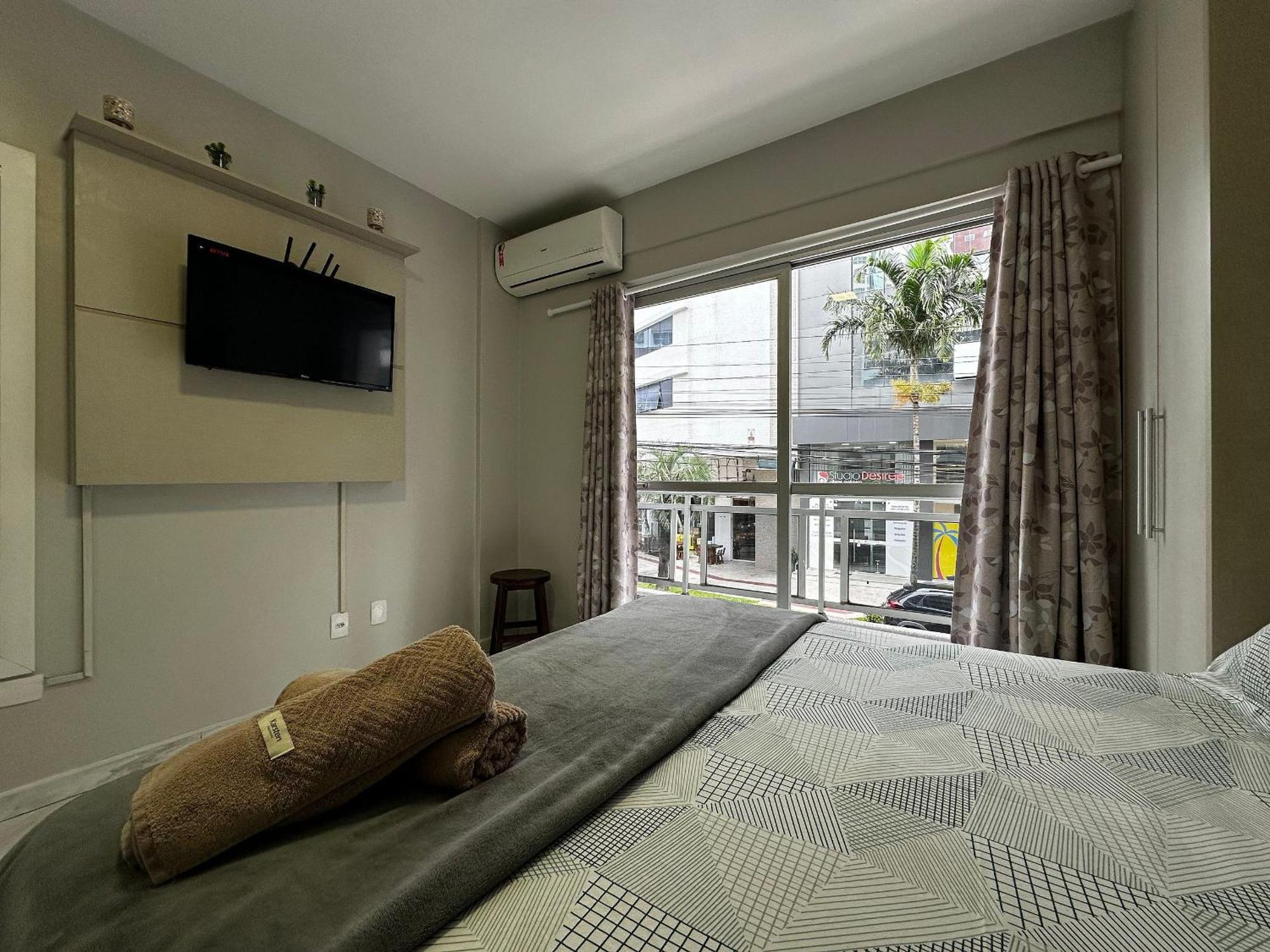 Ma01- Kitnet Com Ar | Vista Big Wheel | Garagem Apartment Balneario Camboriu Bagian luar foto